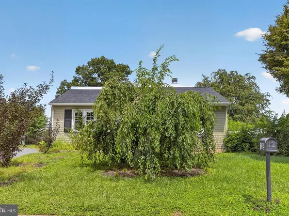 149 Melodic Dr, Newark, DE 19713