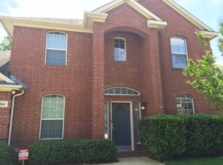804 Craig St, Irving, TX 75060