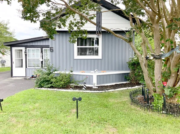 6 Candlelight Ln, Rehoboth Beach, DE 19971
