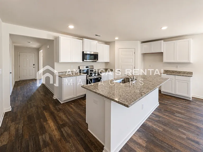 309 Oakmont Cir — Photo 17