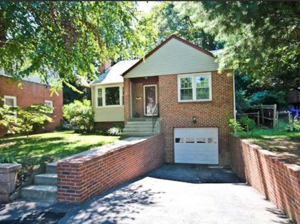 4 E Franklin Ave