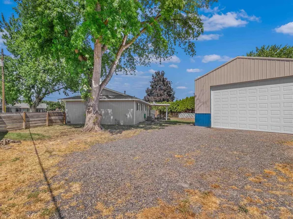 2047 10th Ave, Clarkston, WA 99403