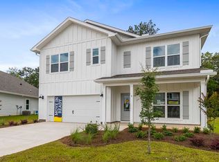 8 W Oak Trees Ln, Freeport, FL 32439