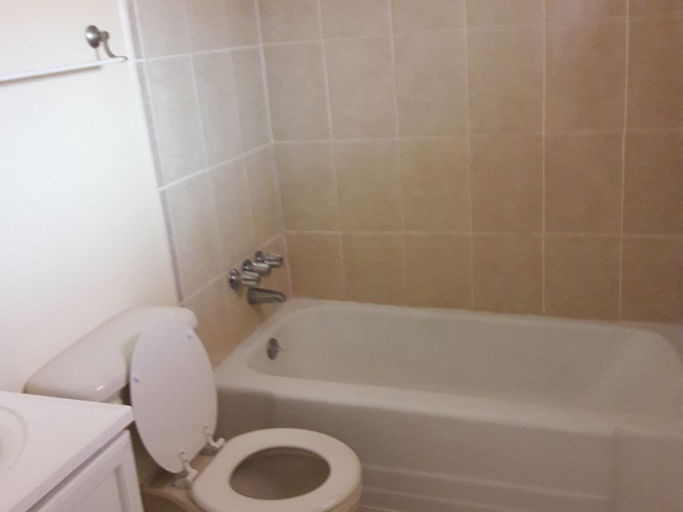 2nd image of 3917 Flory Ave APT 2