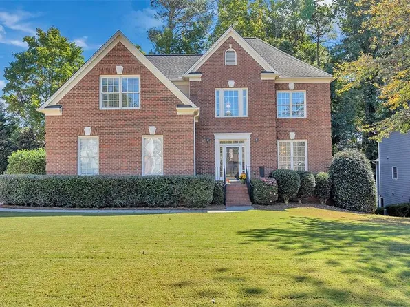 1610 Reindeer Rdg, Alpharetta, GA 30005