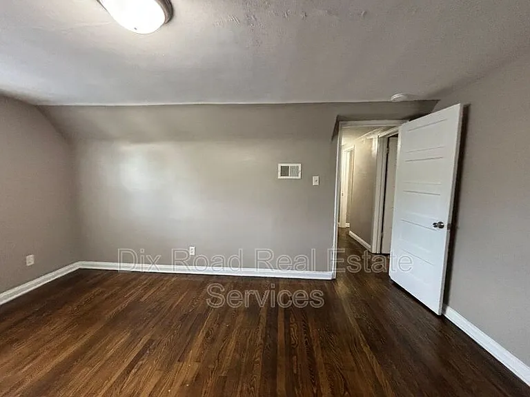 233 Niagara Ave #RIGHT — Photo 15