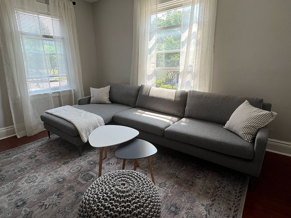 1st image of 1155 Plymouth Ave S #2