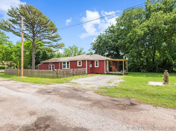 101 S Chickasaw St, Dewey, OK 74029