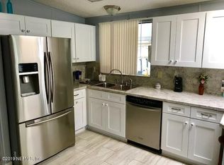 146 Pine Lake Dr, Satsuma, FL 32189