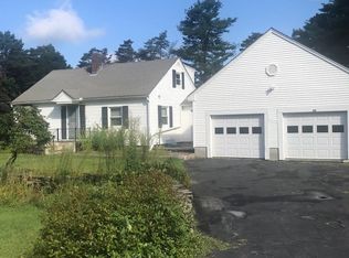 22 Upland Ave, Lunenburg, MA 01462