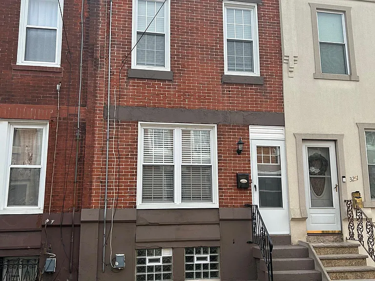 3253 Miller St — Photo 1