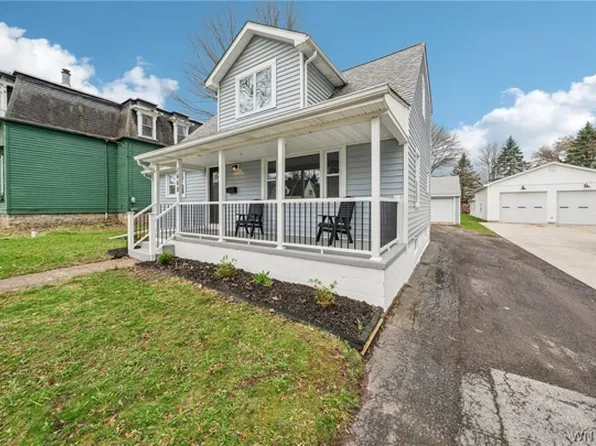 1468 Elm St, Alden, NY 14004