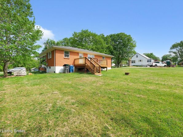 305 Saint Martin Rd, Vine Grove, KY 40175