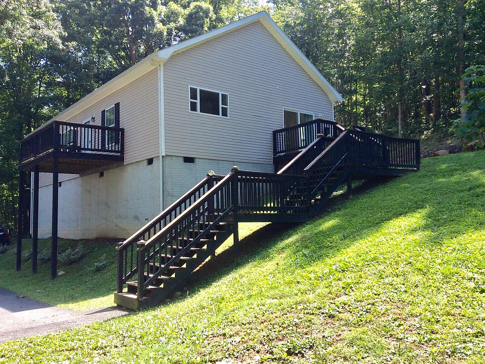 1st image of 9 Droptine Dr