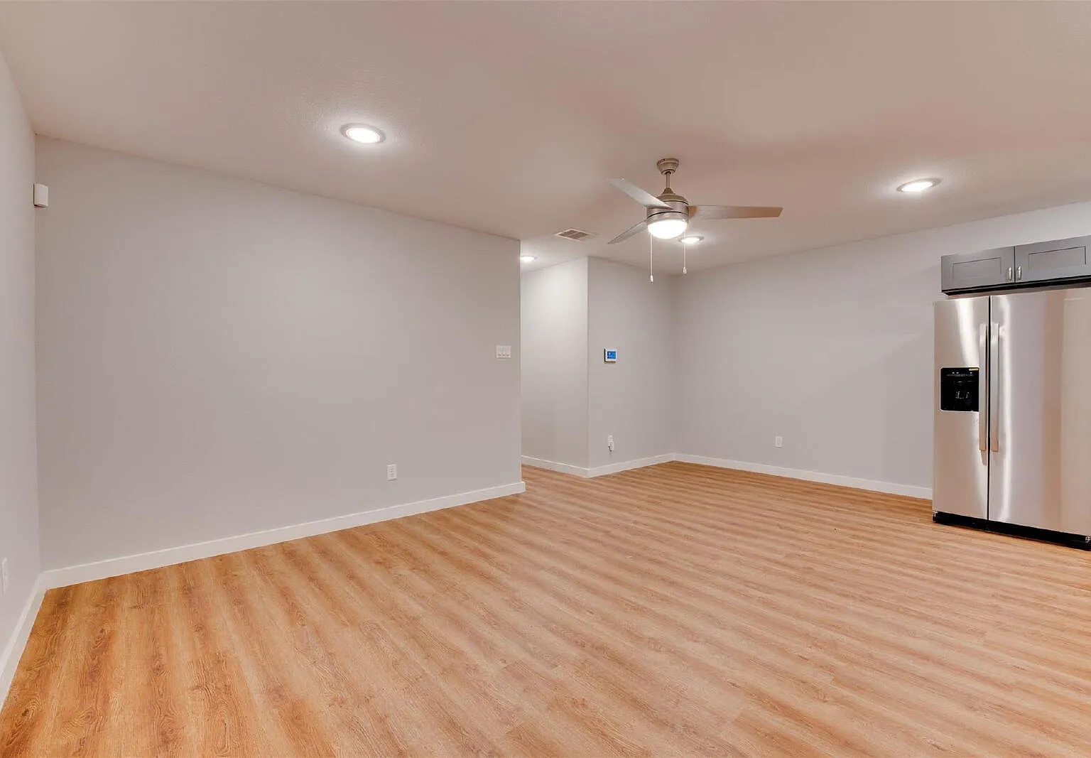 3 bed, 2.0 bath, 1150 sqft, $1,575 — Photo 3