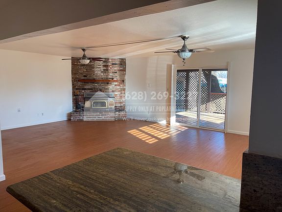 5th image of 1625 Basler St