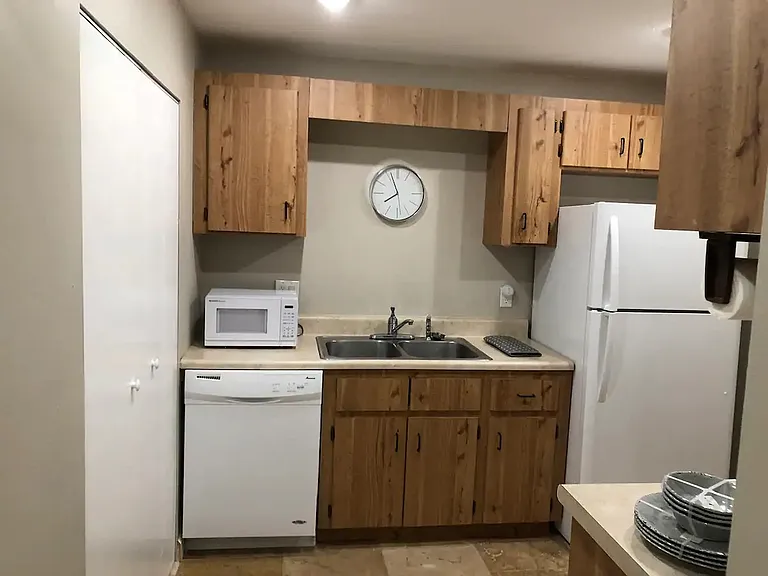 4717 Vilabella Dr — Photo 5