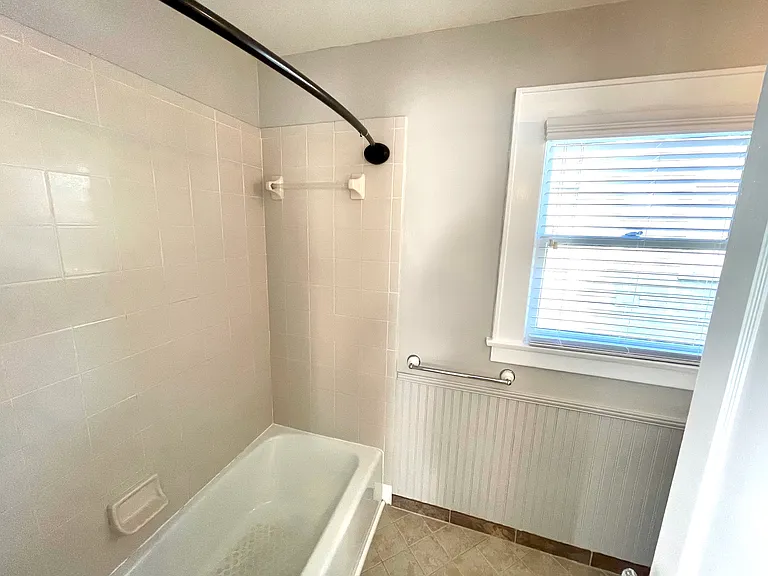 715 Orange Park Ave #C — Photo 9