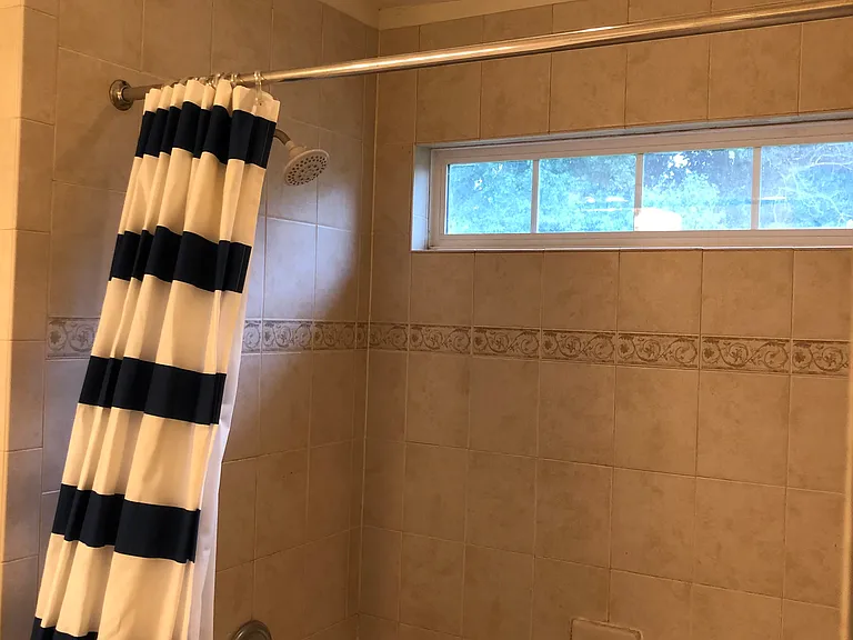 Masterbath room