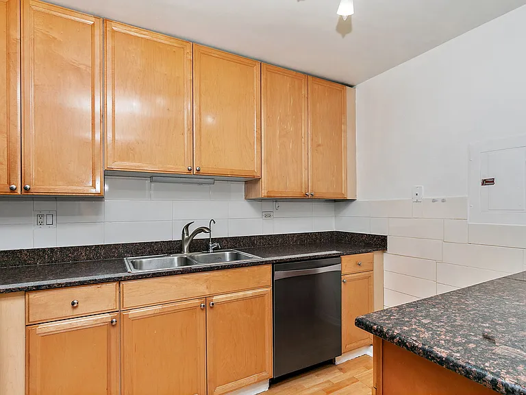 522 E Spruce Dr #1B — Photo 8