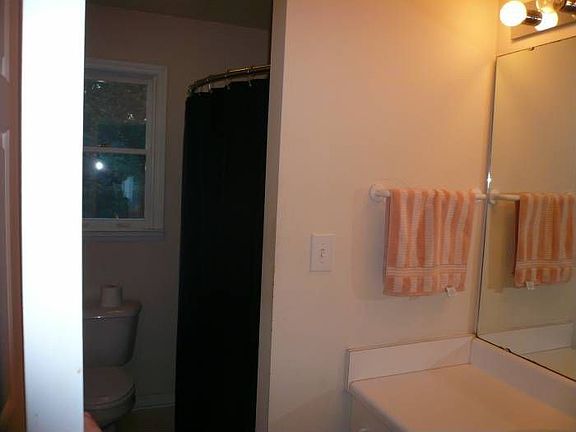 Upstairs second Bath