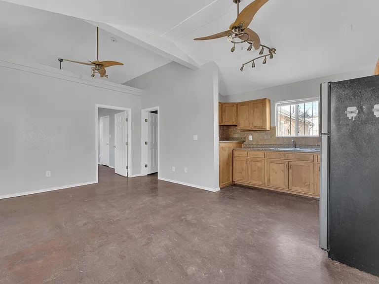1127 N El Paso St #5 — Photo 1