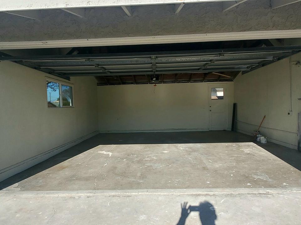 2nd image of 5424 W Lucky Way