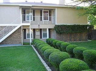 1103 Airline Dr APT 4, Grapevine, TX 76051