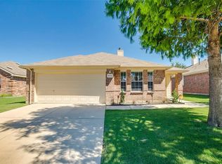 14312 Snaffle Bit Trl, Haslet, TX 76052