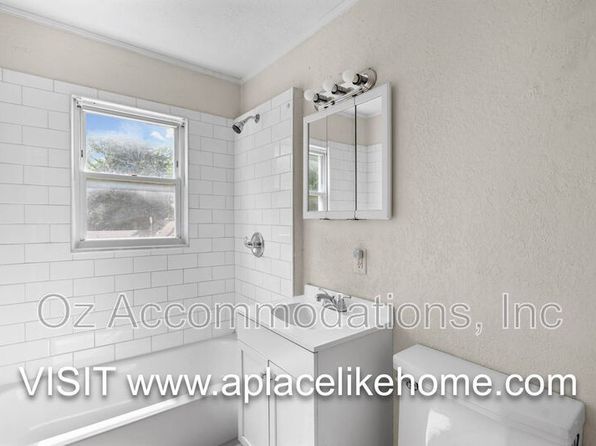 563 S Ash Ave APT 3