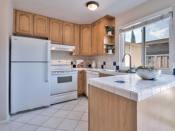 5th image of 451 Don Del Monico Ct