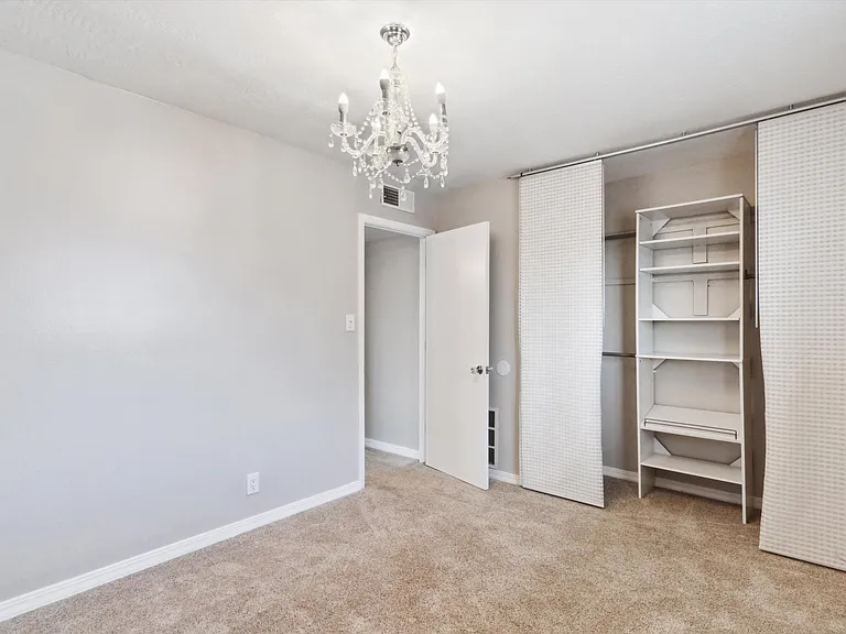 12912 Bryce Ave NE — Photo 19