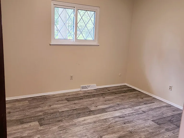6680 Duneden Ave — Photo 15