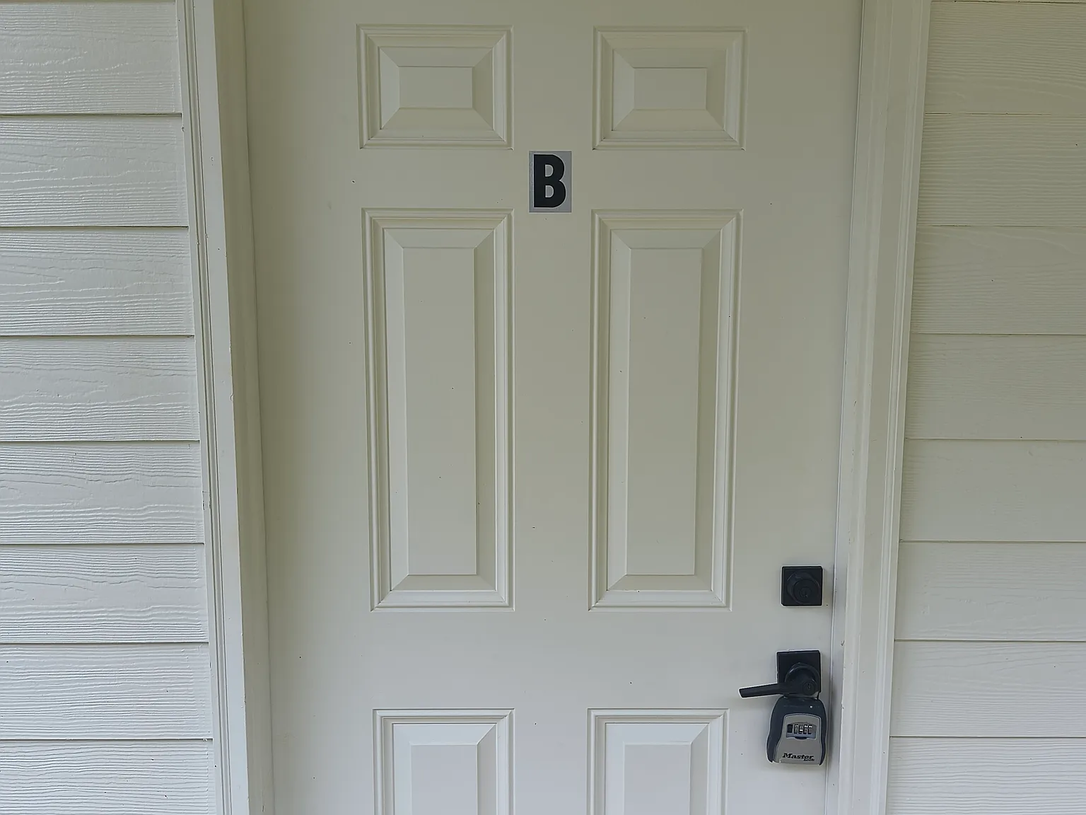 2 bed, 960 sqft, $1,400 — Photo 4