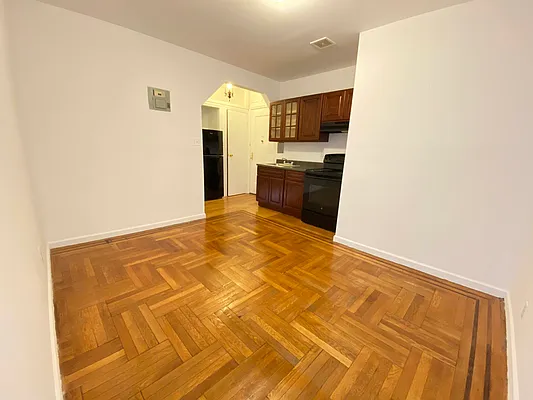 Rented by Lang Realty LLC | media 1