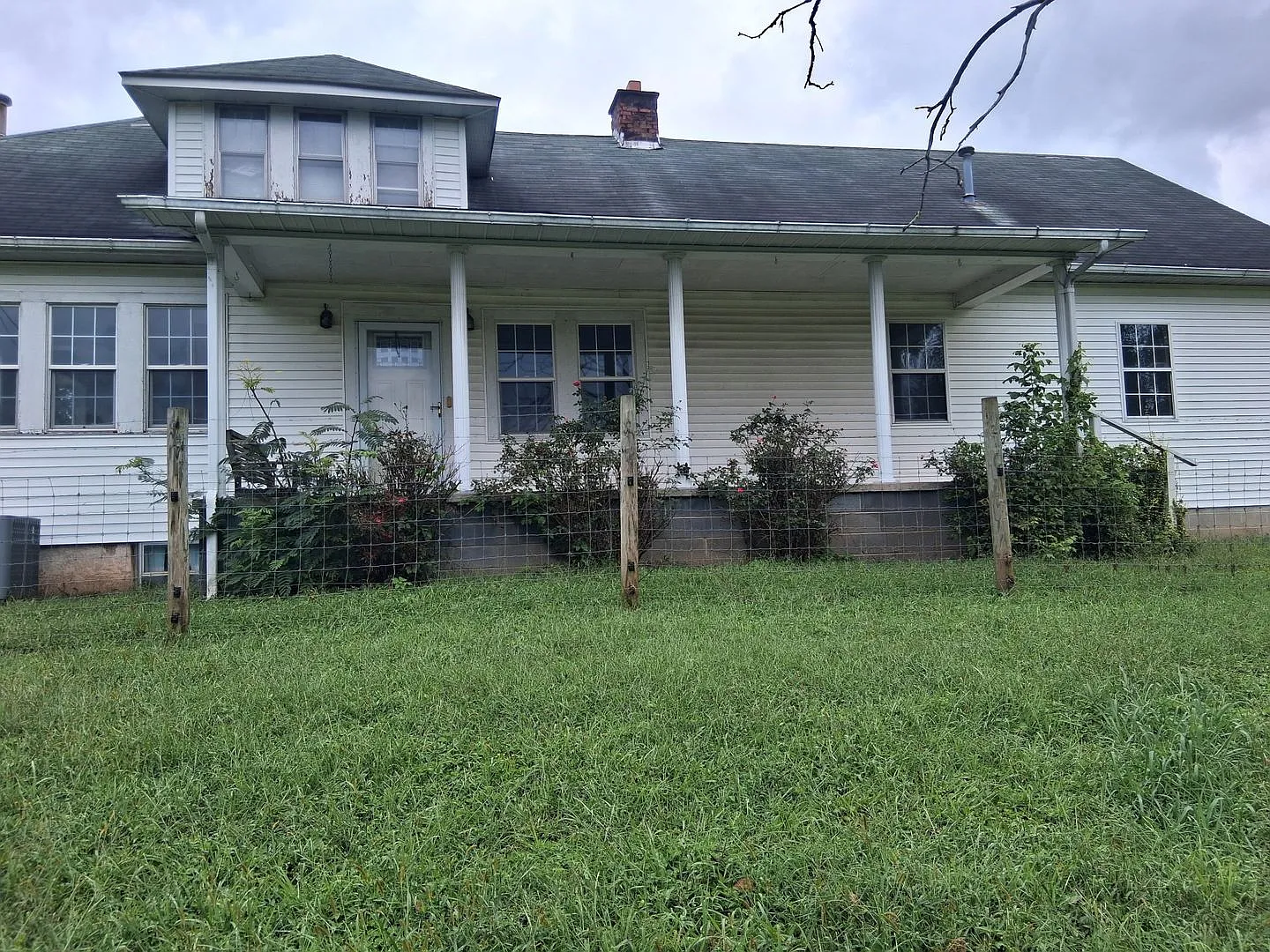 104 Moore St, Sand Fork, WV 26430 — Photo 1