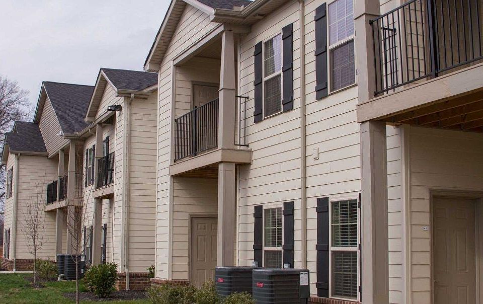 2nd image of 141 Bristow Rd APT H6