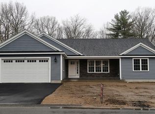 27 Pasture Brook Rd, Attleboro, MA 02703