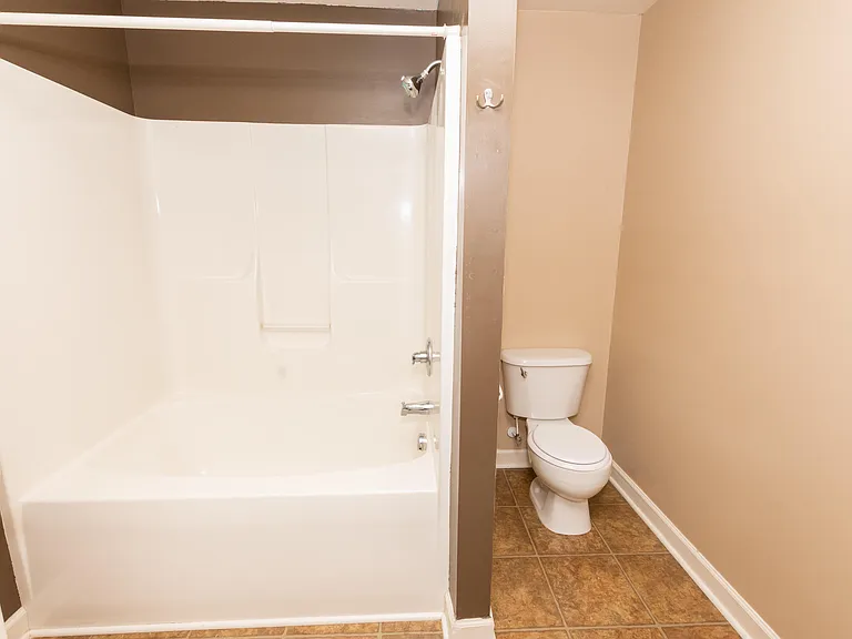 104 Streamwood Dr — Photo 19