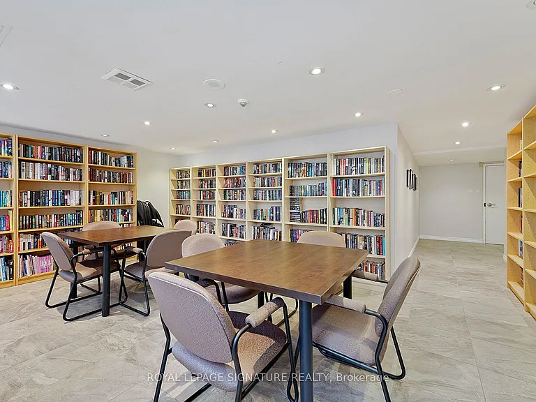 5 Kenneth Ave #205 — Photo 25