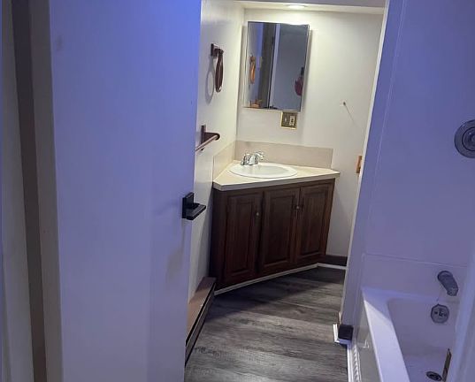 2nd image of 1086 University Pl APT 11