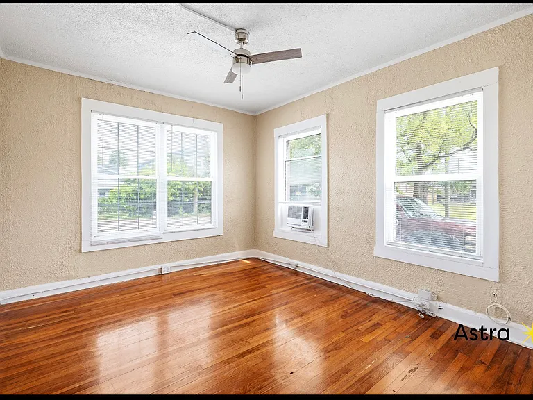 323 N Westland Ave #6 — Photo 4