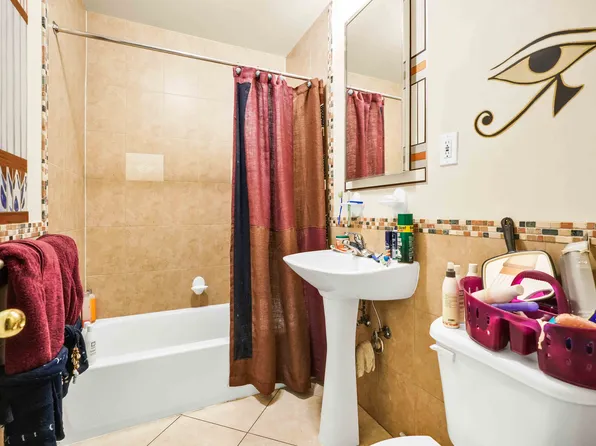 436 Putnam Avenue image 13 of 28