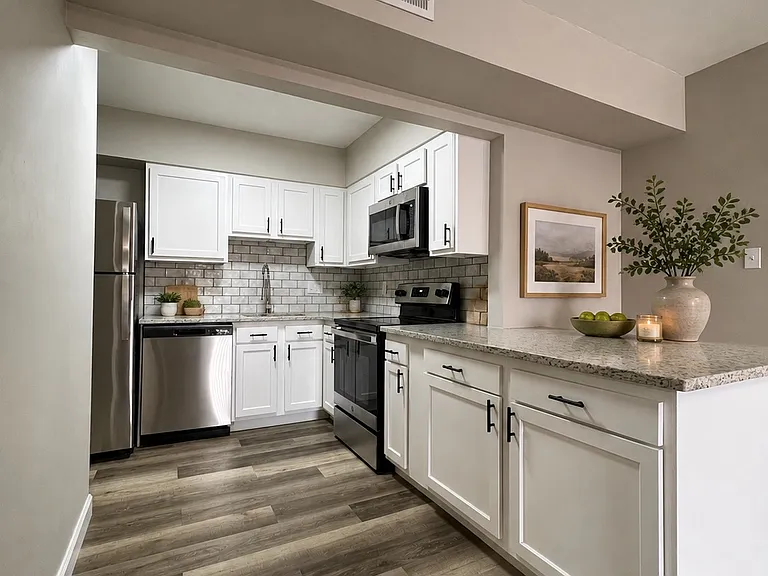 Oakwood Apartments — Photo 4