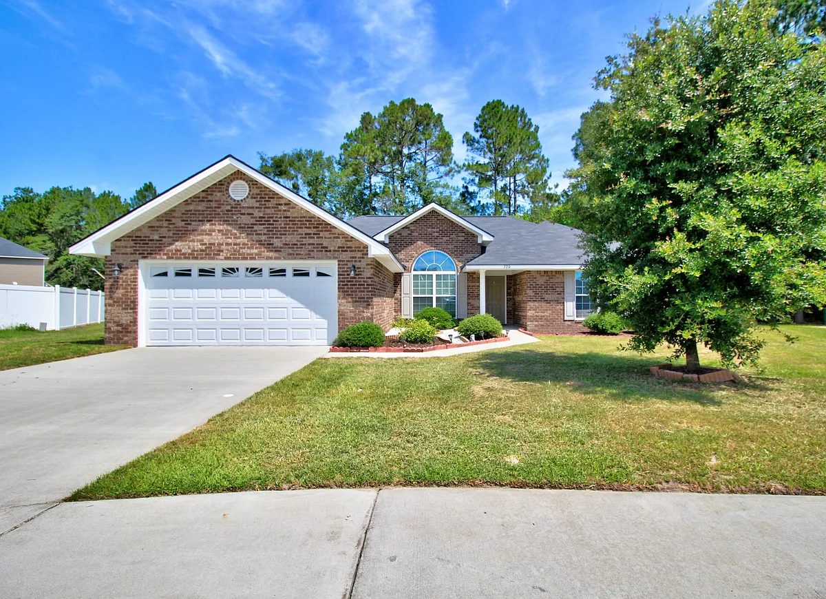 Building Photo - 720 Highgrove Ct