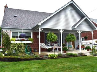 7870 Merrick St, Taylor, MI 48180