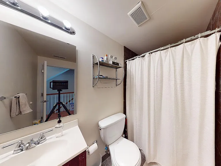 1007 S Dorrance St — Photo 12