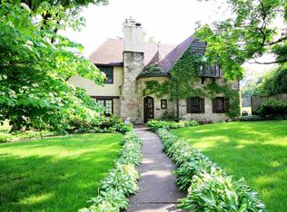 800 Terrace Dr, Clinton, IA 52732