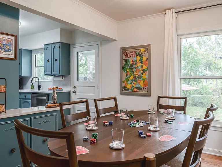 6004 Woodview Ave — Photo 13