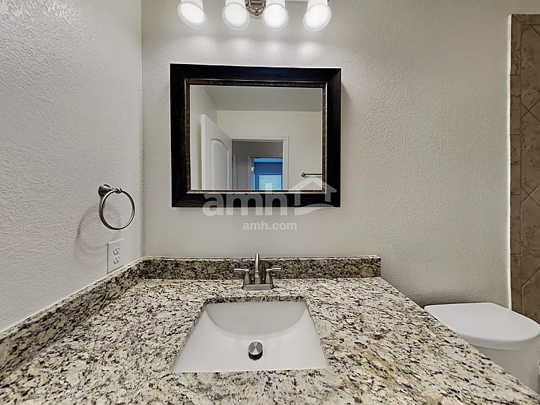 7913 Oxbow Way — Photo 17